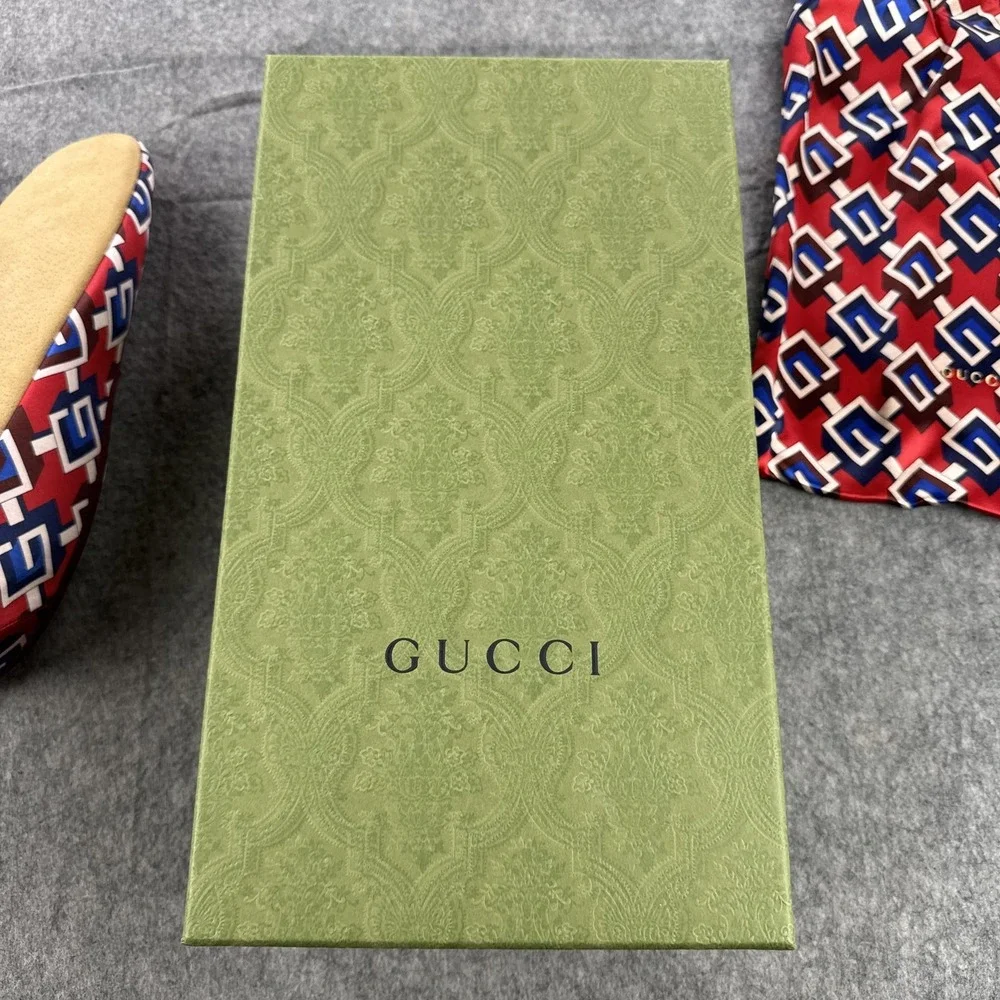 Gucci Satin Voyage Eco Slippers Mens Size 15 Red Geometric Travel Slip On